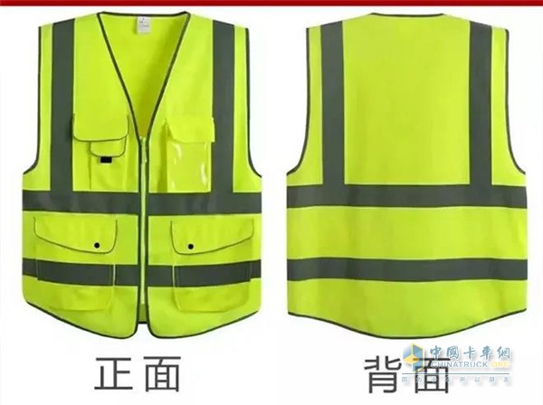 新標準要求檢查反光背心