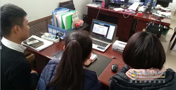 江淮輕型商用車員工創新開展數字化營銷線上培訓