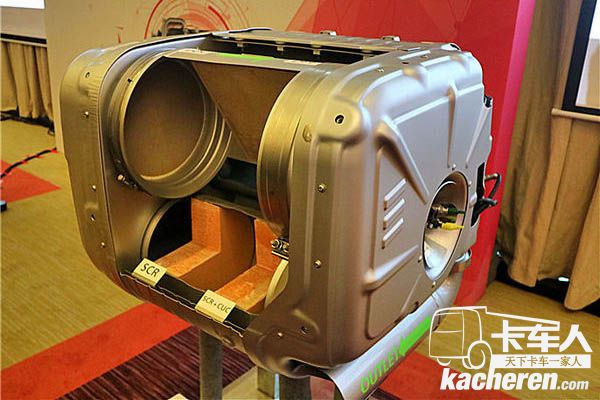 菲亞特國六發動機亮相北京車展  聽聽這些“大咖”怎么說