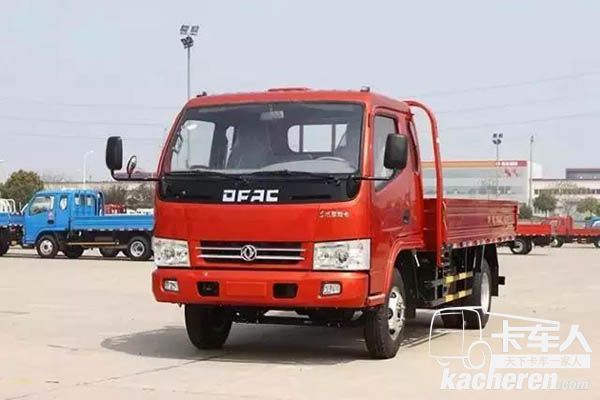 康姐已有三輛東風(fēng)輕卡