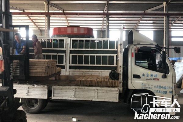 拉綠通的間隔,李凱的奧鈴CTS也會(huì)裝些普貨