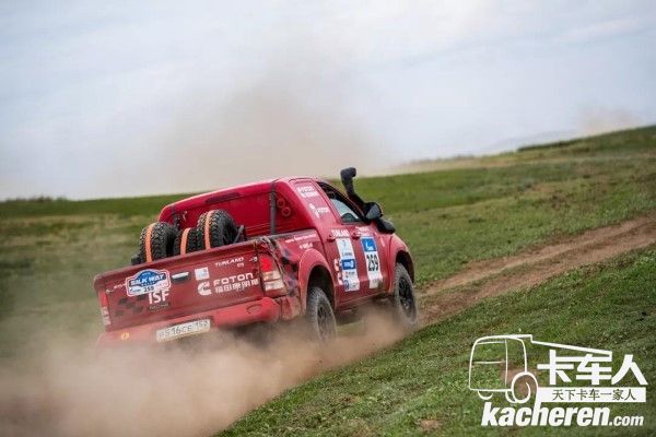 搭載福田康明斯ISF的車隊