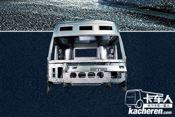 大運(yùn)N8E鉅贏版采用“鳥巢式”駕駛室