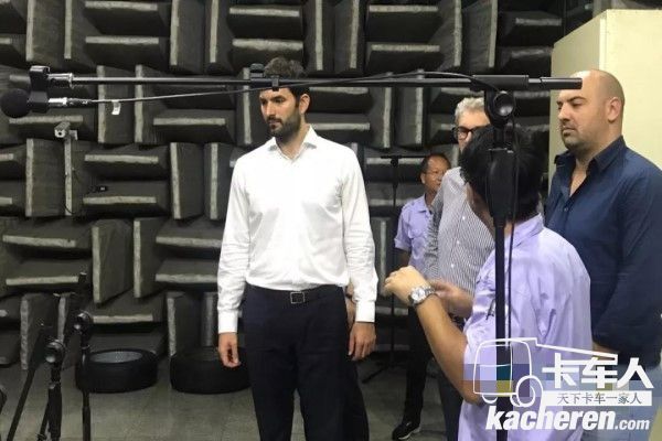 參觀玲瓏輪胎國家認(rèn)定企業(yè)技術(shù)中心和智能制造工廠