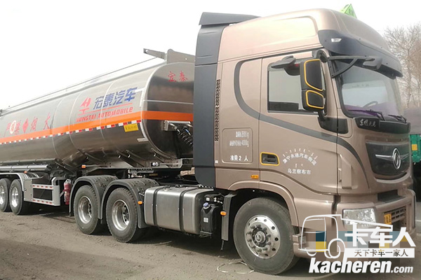 王海濤師傅的天龍KX牽引車(chē)