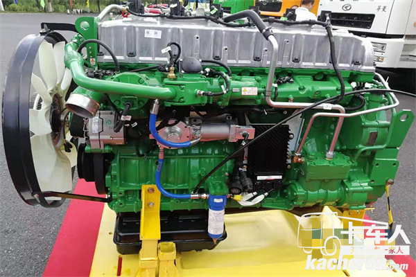 華菱430馬力天然氣國六發(fā)動機(jī)