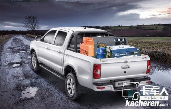 江淮帥鈴T6創客版平底貨箱裝貨展示