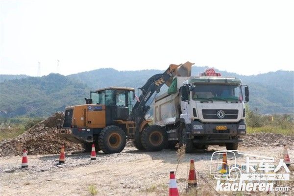 東風(fēng)天龍工程車