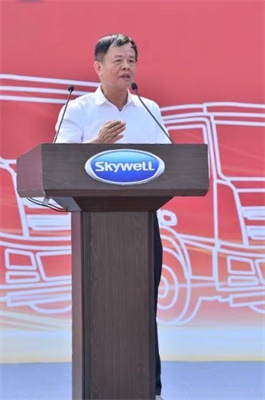 開沃新能源汽車集團董事長 黃宏生