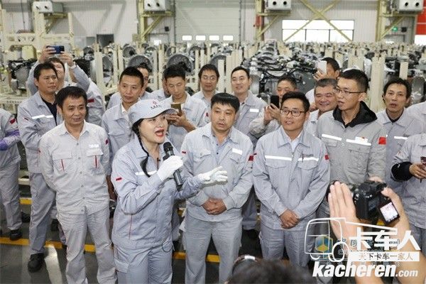 東風商用車現場歌唱