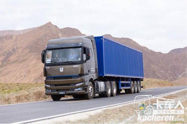 吉利遠程甲醇燃料牽引車