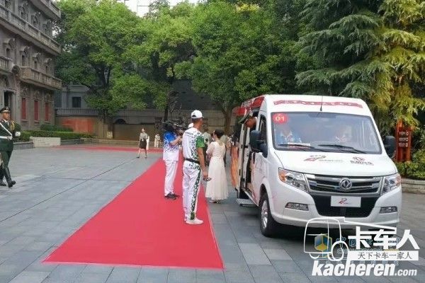 東風御風護航第七屆軍運會火炬傳遞