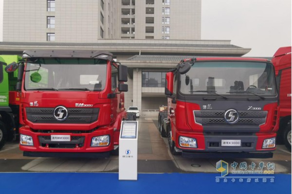 500馬力的德龍X3000和430馬力新M3000組成“平頭車”雙雄,低頂駕駛室暢行無憂