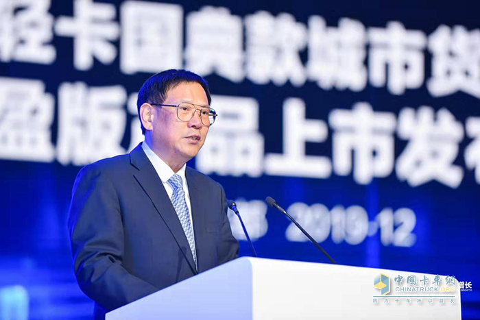 中國物流與采購聯合會副會長兼秘書長崔忠付