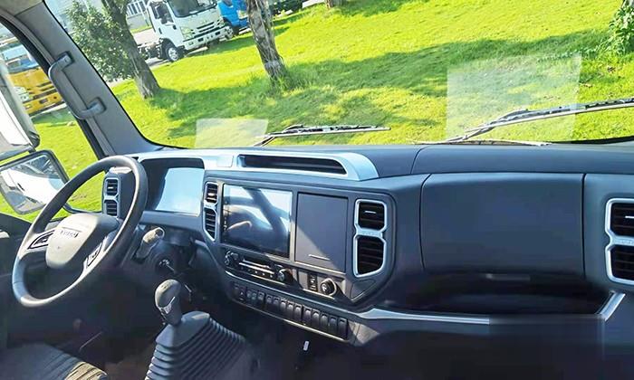 慶鈴五十鈴,輕卡載貨車