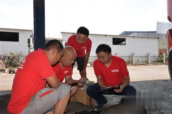 東風(fēng)商用車(chē) 經(jīng)銷(xiāo)商 牽引車(chē)