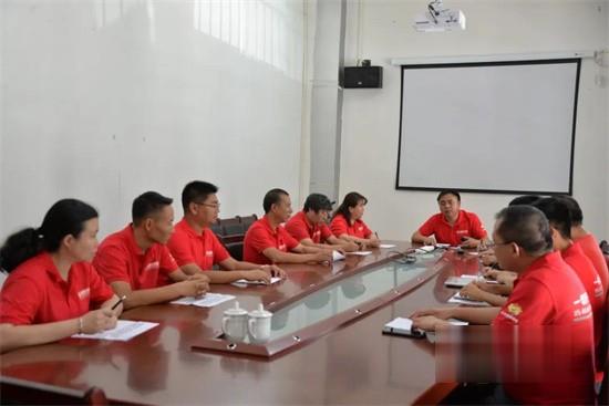 東風(fēng)商用車(chē) 經(jīng)銷(xiāo)商 牽引車(chē)