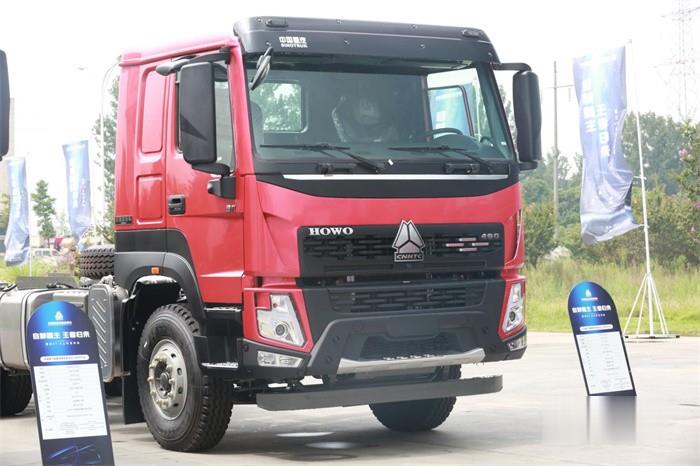 中國重汽  豪沃V7