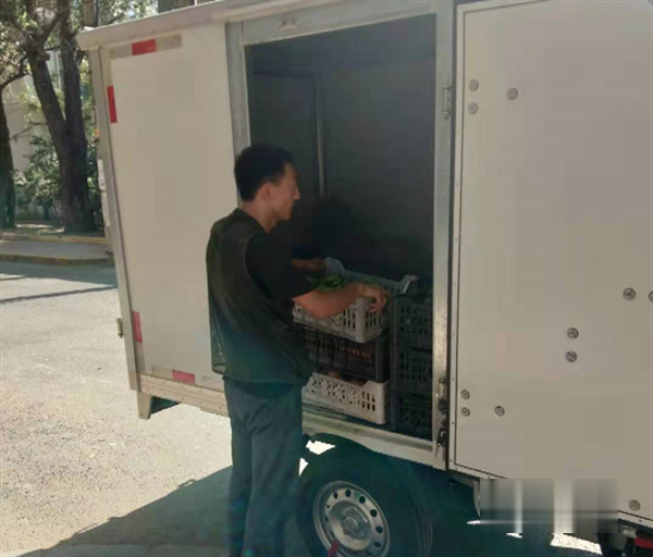 福田祥菱 載貨車