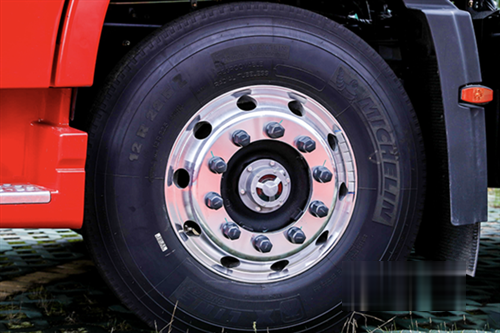 康邁   掛車免維護(hù)輪