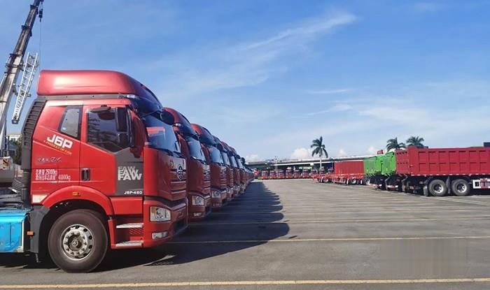 解放動力,發動機