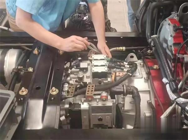 法士特 易行中輕卡