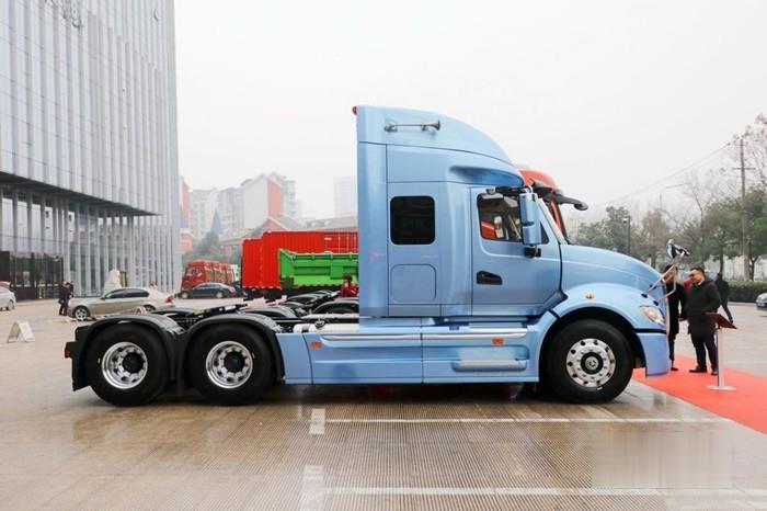 江淮跨越V7低風阻流線型駕駛室