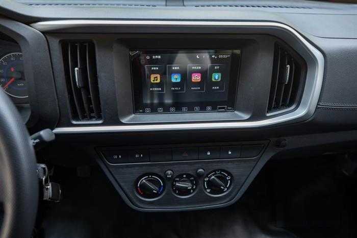 神騏T30全系搭載7寸彩色觸摸屏