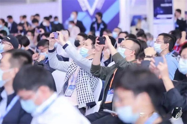 中航鋰電 不起火電池