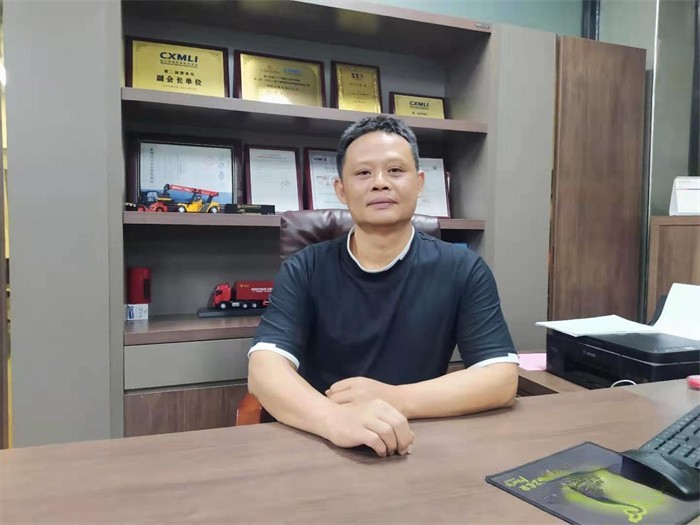 漢馬科技 華菱重卡 牽引車