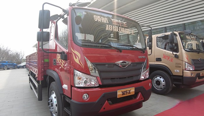 福田時代領航 金牛王 中卡載貨車