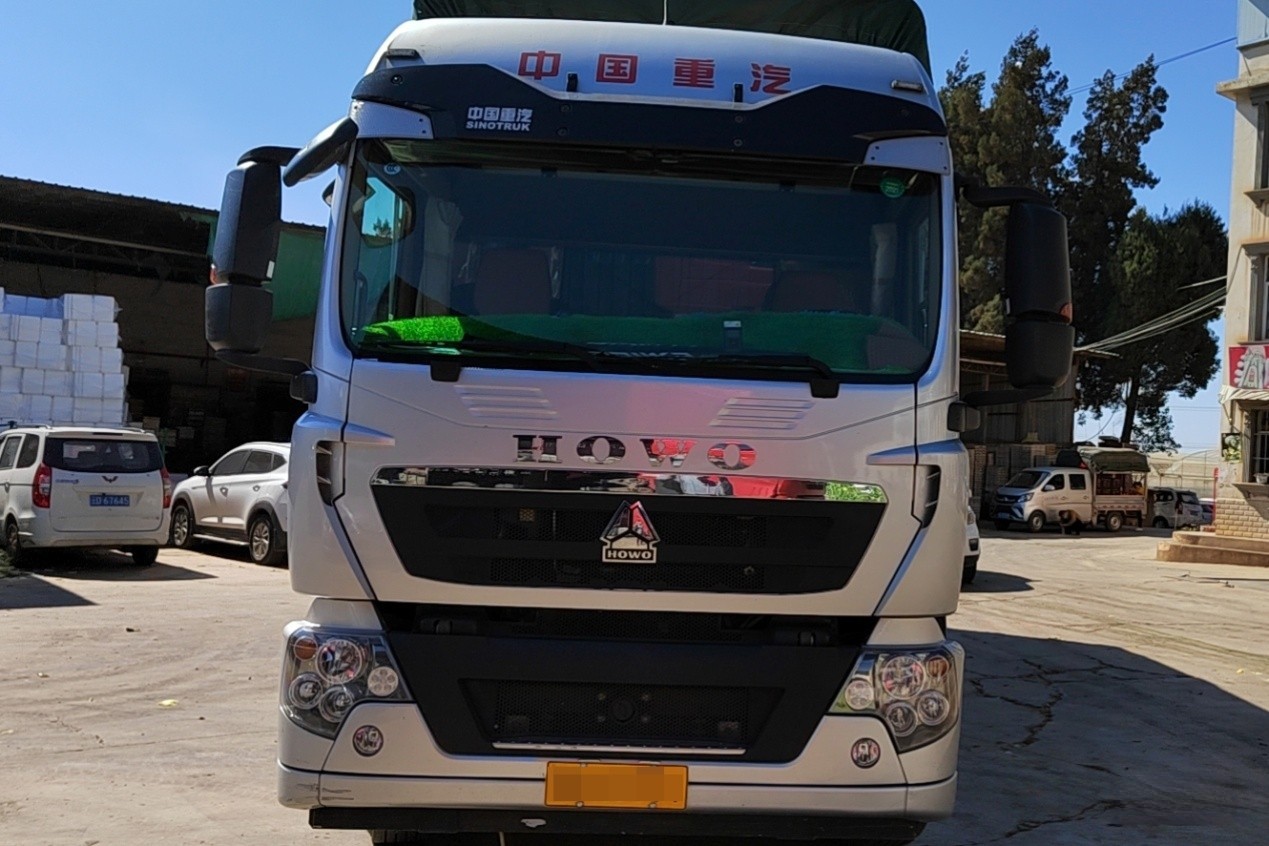 中國(guó)重汽豪沃TX載貨車