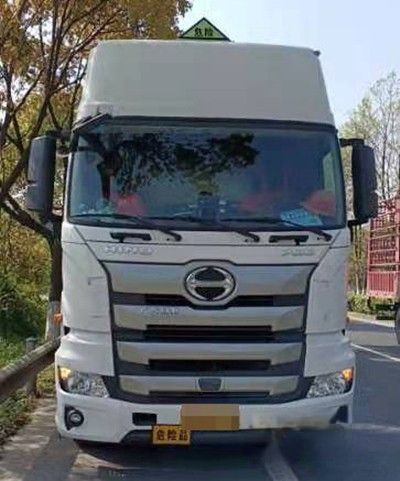 廣汽日野700危險品運輸車