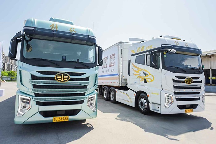 中國(guó)公路主干線物流運(yùn)營(yíng)實(shí)測(cè)項(xiàng)目啟動(dòng)  解放鷹途發(fā)車！