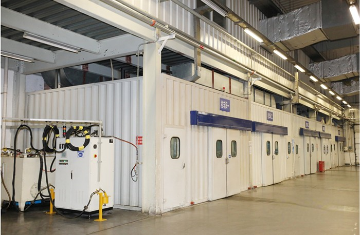 解放動力,發動機