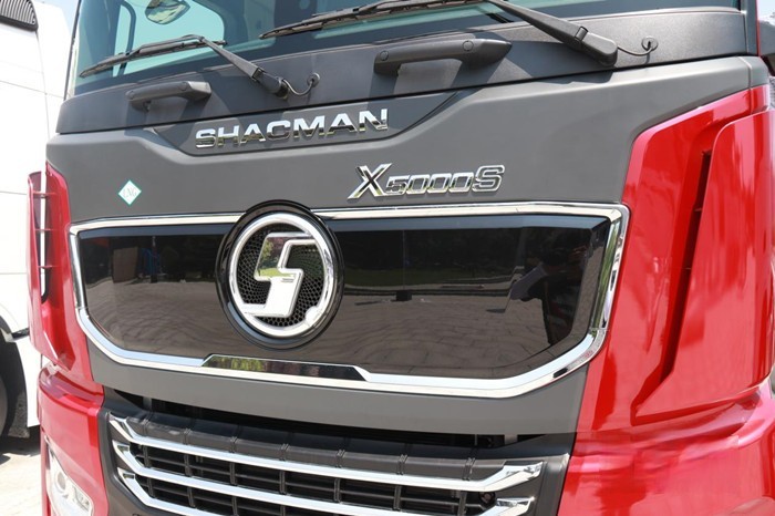 陜汽德龍X5000S LNG 牽引車