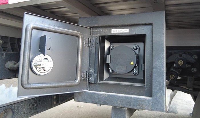 比亞迪純電動T5D