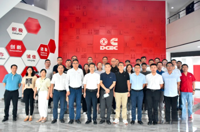 東風康明斯 標桿供應商 發動機