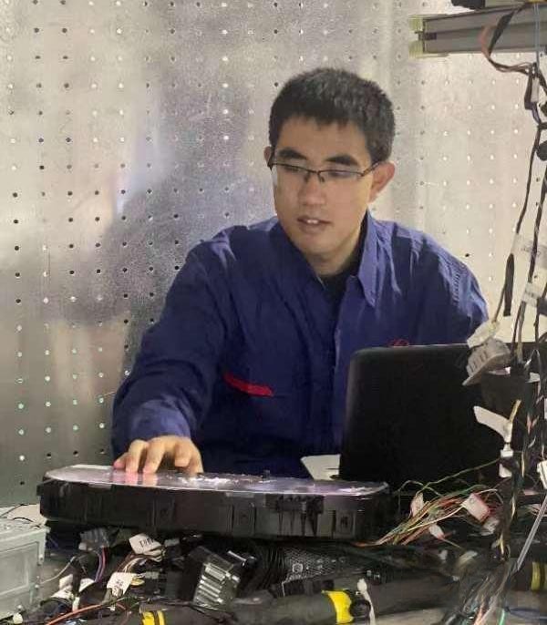 上汽紅巖測試系統經理李睿