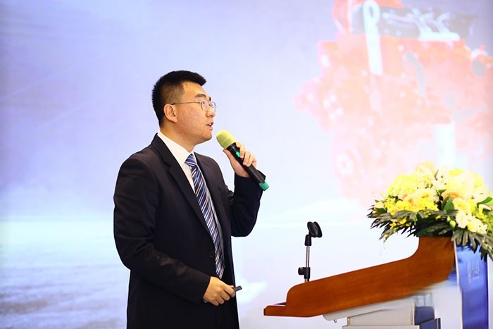 北京福田康明斯發動機有限公司F4.5TT項目負責人李恒進行產品講解