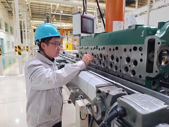 解放動力,發動機