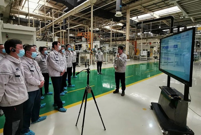 解放動力,發動機