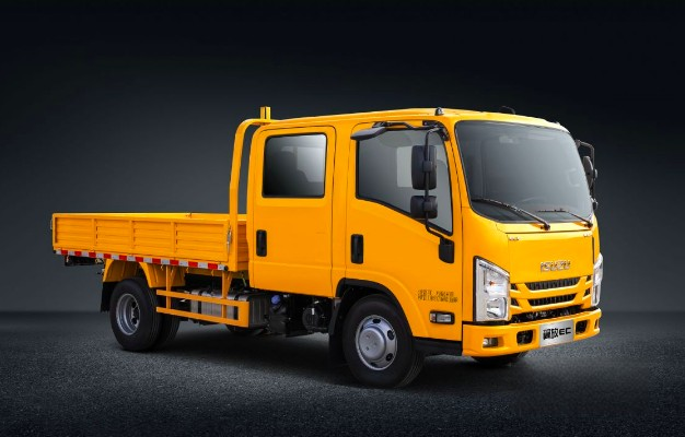 藍牌輕卡的首選 為什么是江西五十鈴翼放EC2.5輕卡?