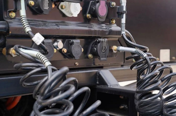 一汽解放J6P純電牽引車