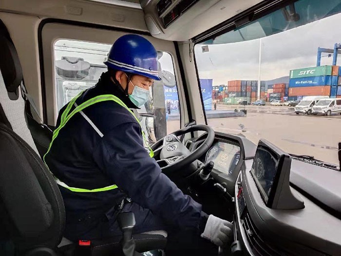 上汽紅巖新能源堅(jiān)持充電、換電、氫燃料多技術(shù)路線并行