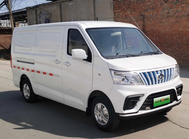 2022款長安睿行EM80