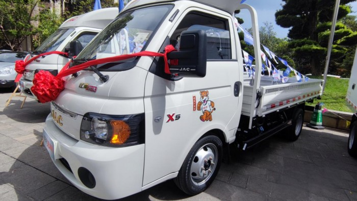 新年跑運(yùn)輸，江淮1卡愷達(dá)X5小萌虎助您前“兔”似錦！