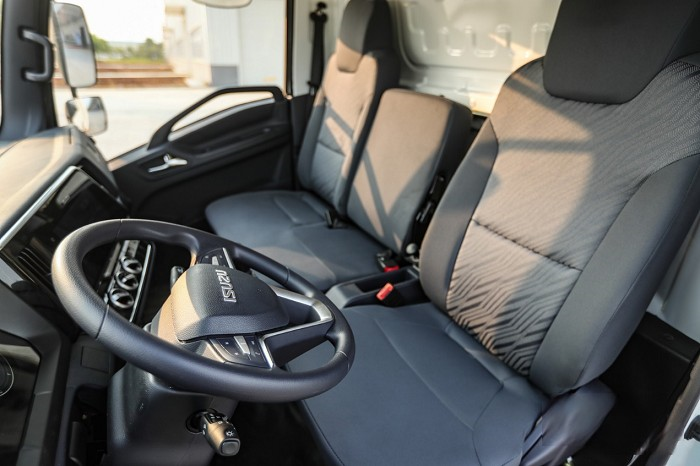 高效創(chuàng)富每一程,江西五十鈴翼放輕卡實(shí)力領(lǐng)航