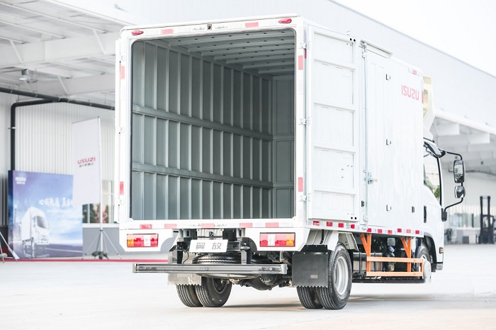 高效創(chuàng)富每一程,江西五十鈴翼放輕卡實(shí)力領(lǐng)航