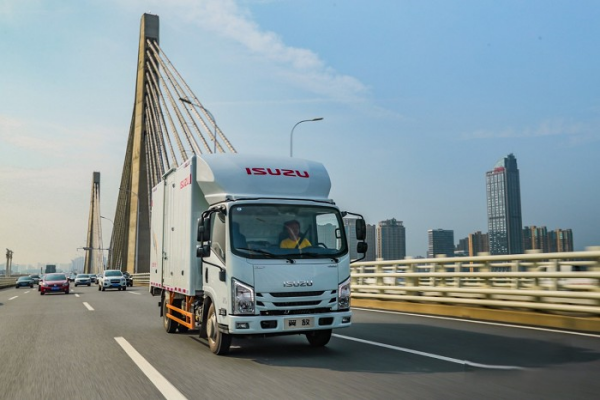 高效創(chuàng)富每一程,江西五十鈴翼放輕卡實(shí)力領(lǐng)航